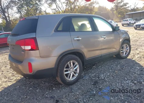 2014 Kia Sorento Lx z USA, uszkodzony, nr VIN 5XYKTCA69EG477418